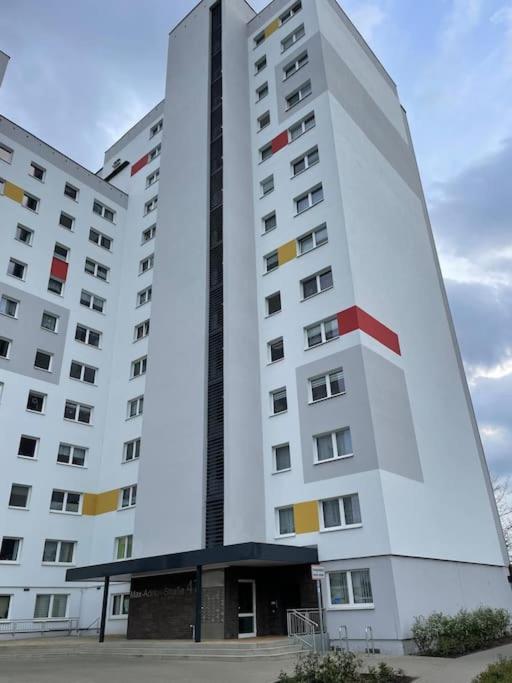 Max Appartements Neubrandenburg Eksteriør billede