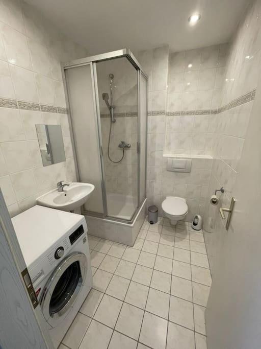 Max Appartements Neubrandenburg Eksteriør billede